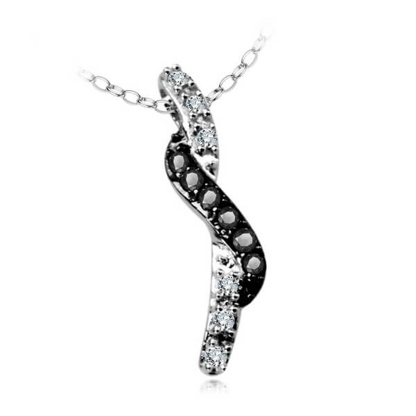 Přívěsek s bílými a černými diamanty 